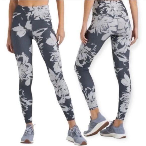 Vuori Clean Elevation Leggings Size Small - Picture 1 of 1